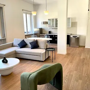 https://casa-vittoria-milano-centro.it-lombardy.com