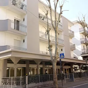 https://hotel-venezia-beach.emilia-romagnahotels.net