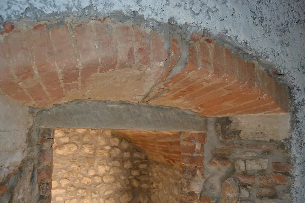 Agriturismo La Querce Риньяно-суль-Арно Италия